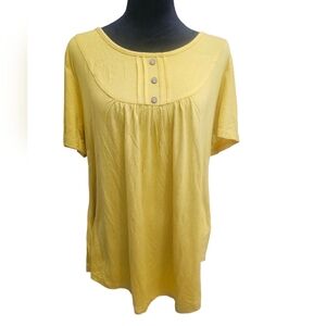 NWT Yellow Gathered Front Top with Faux Button Detail Large